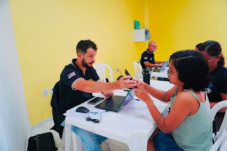roubo de celulares Sem título